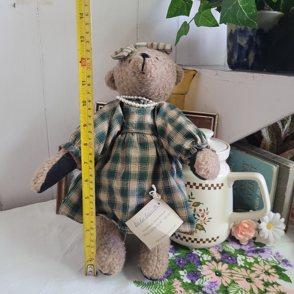 Vintage Willowhouse Plush Teddy Bear Bee Bee Bearette Cottagecore County - Picture 11 of 12